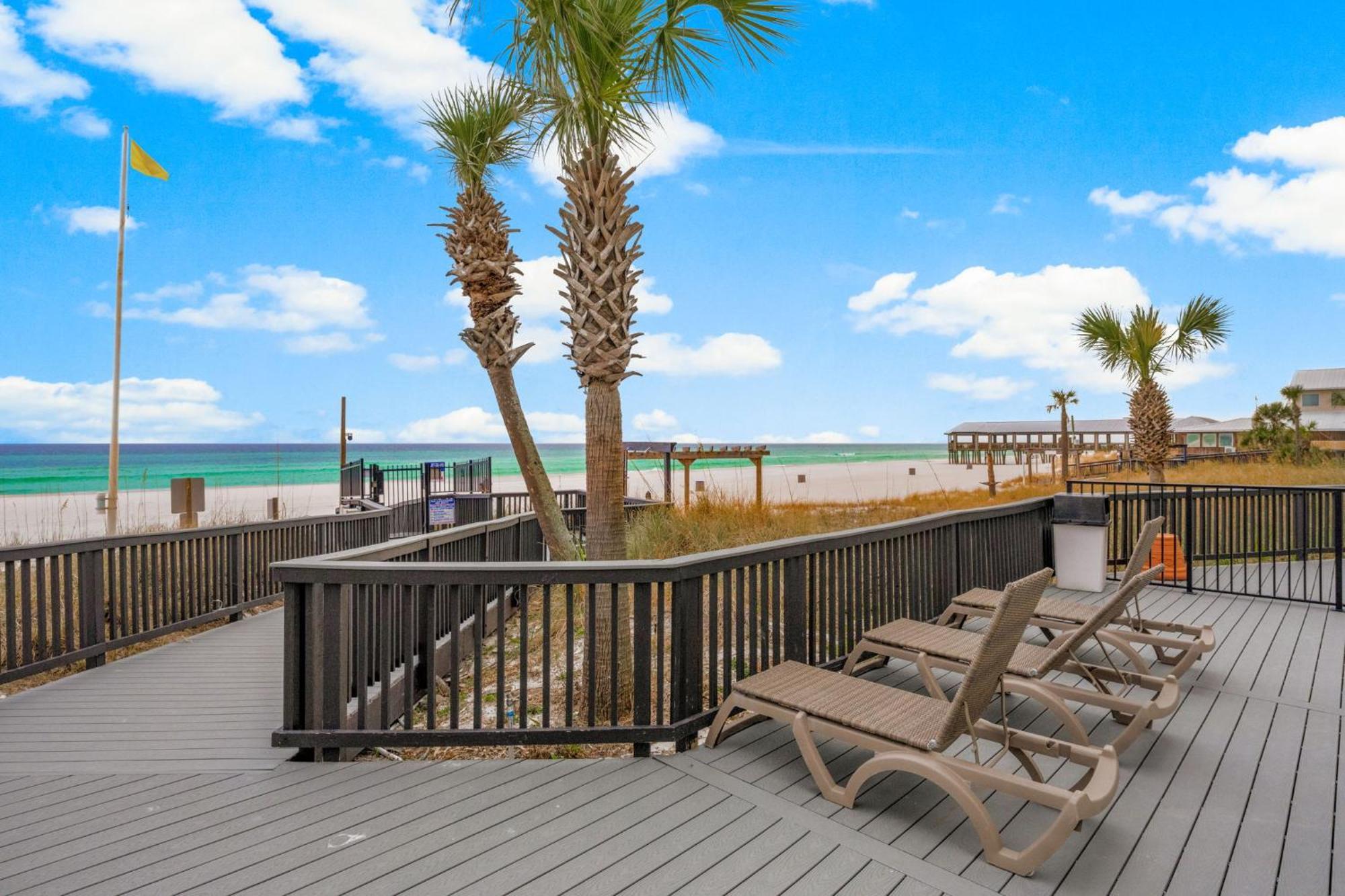 Sunbird Resort! Stunning Remodeled Beachfront Condo! Free Chair Service! By Dolce Pcb!