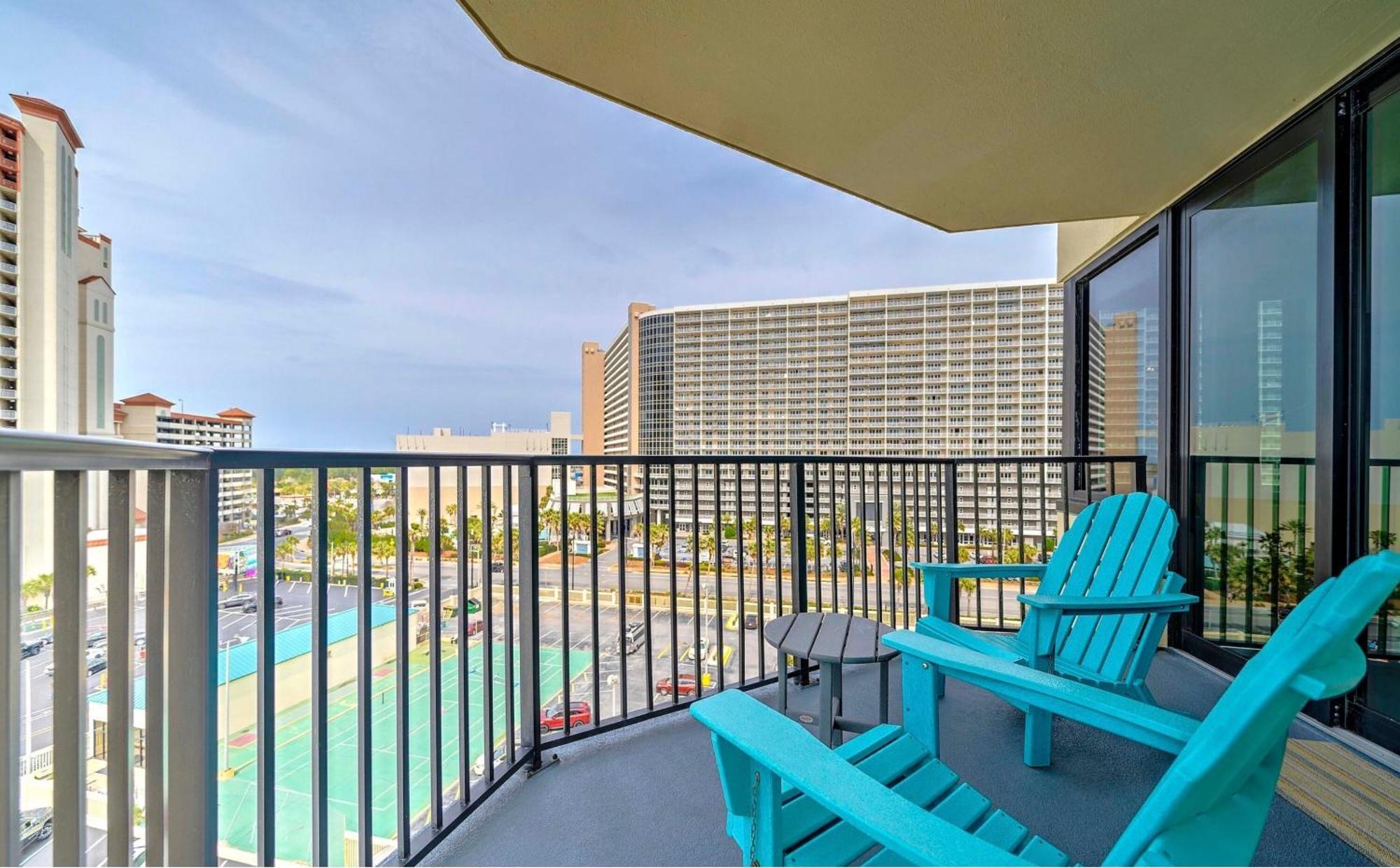 Sunbird Resort! Stunning Remodeled Beachfront Condo! Free Chair Service! By Dolce Pcb! *