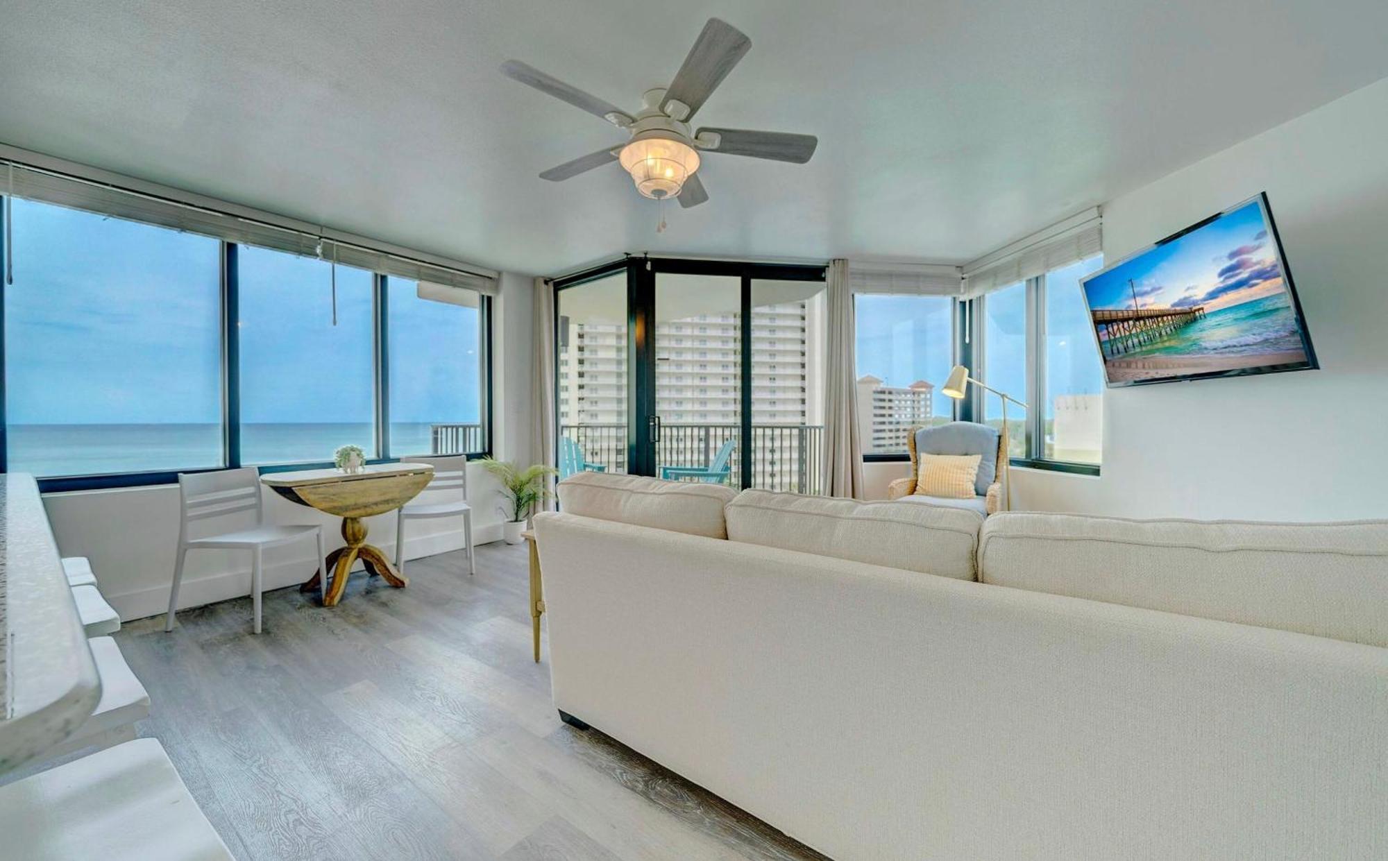 Sunbird Resort! Stunning Remodeled Beachfront Condo! Free Chair Service! By Dolce Pcb! Apartment Panama City Beach